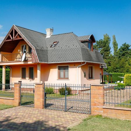 Holiday Home Narcisse By Interhome Balatonszarszo Exterior foto
