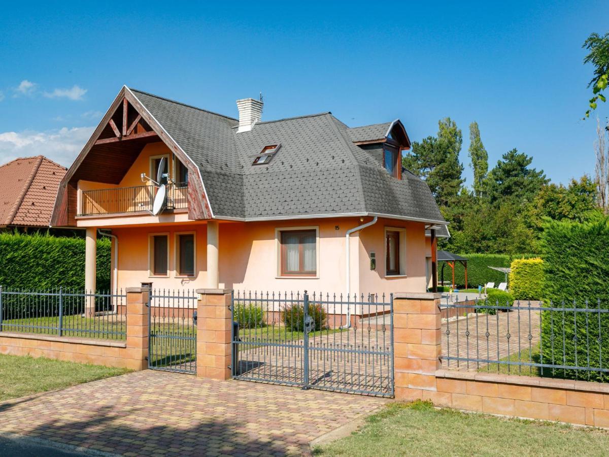 Holiday Home Narcisse By Interhome Balatonszarszo Exterior foto